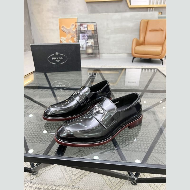 Pra*a leather shoes